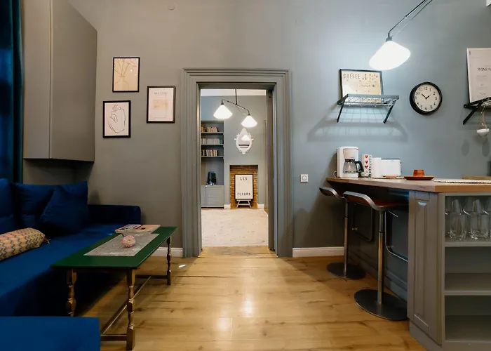 Ela's Chic - Ultracentral, Old Town Appartement *